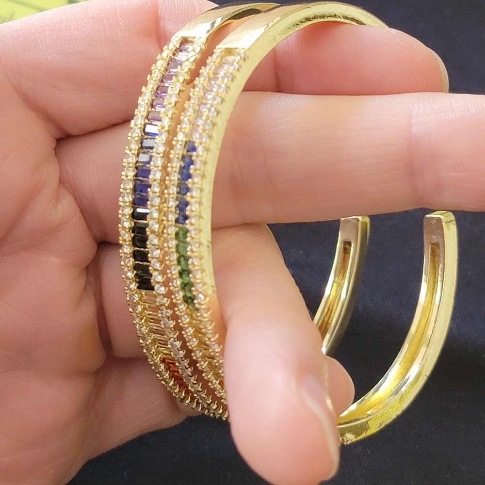 Bangle bracelet - Picture 4 of 10